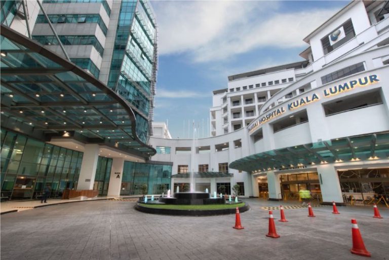 Pantai Hospital Kuala Lumpur - Main Entrance